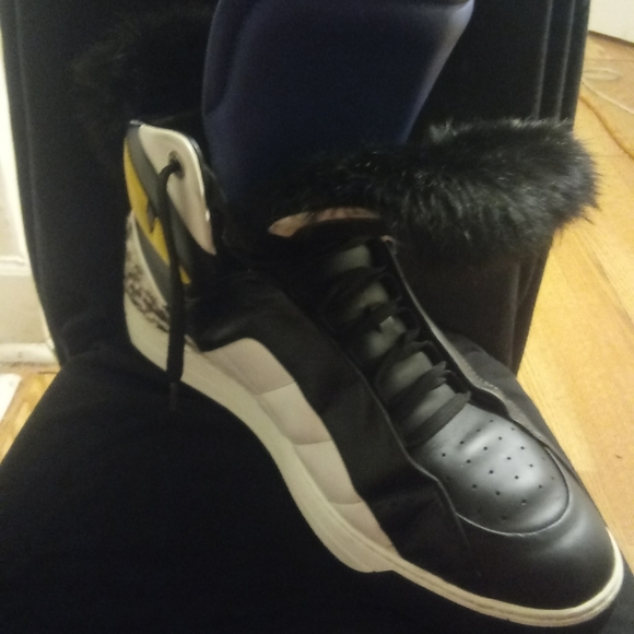Size 10 fendi fur Hi top mens sneakers 2019 - Picture 5 of 5